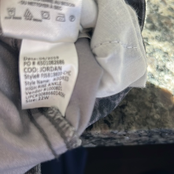 Jessica Simpson 22W adored high rise ankle - Picture 13 of 13